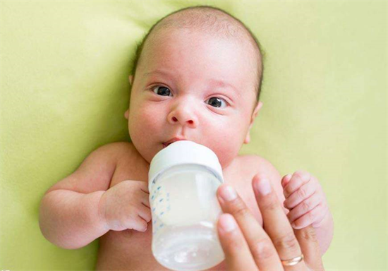 婴儿期过敏性鼻炎会自然痊愈吗?揭秘宝宝过敏性鼻炎的奇妙变化